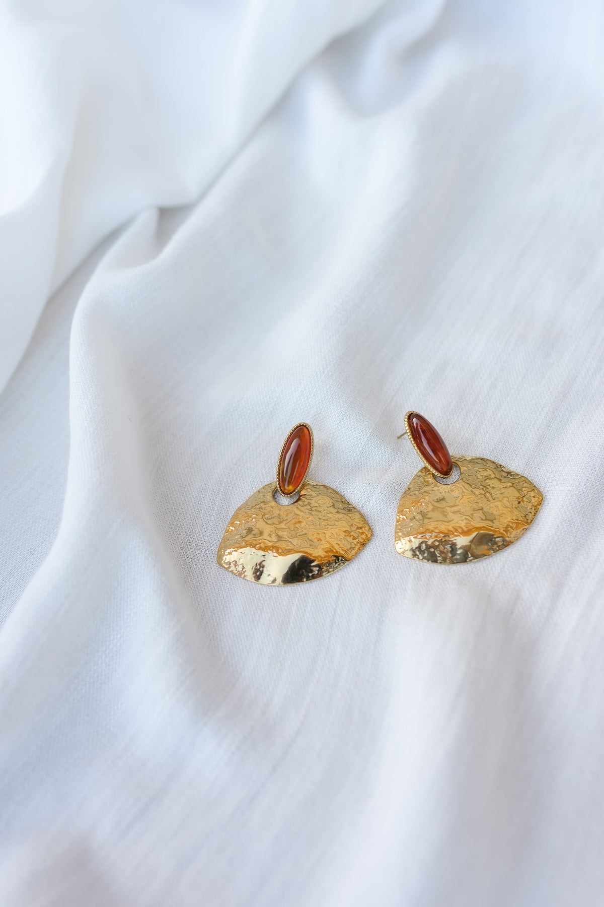 Boucles d'oreilles Paly - dorées et brunes