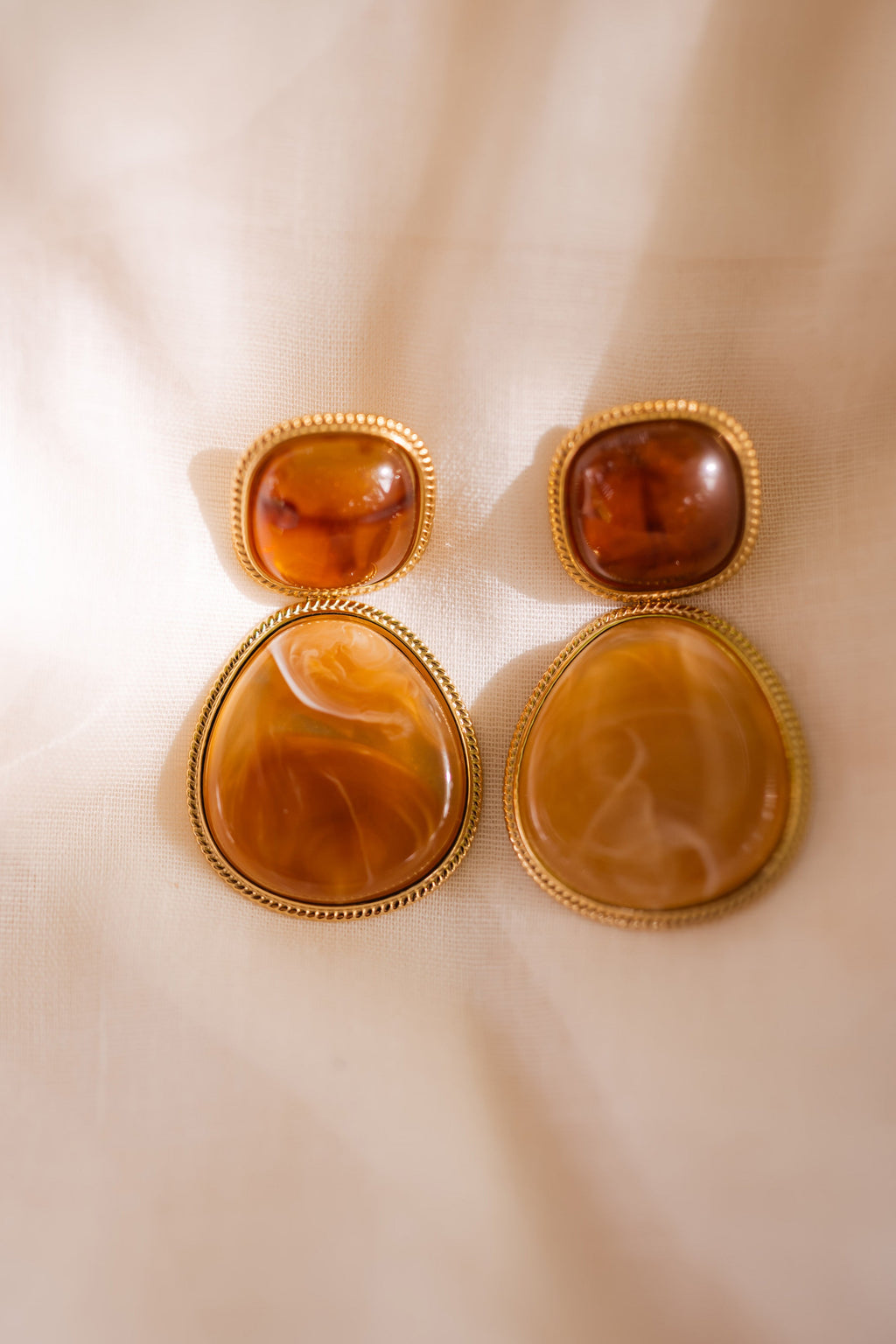 Boucles d’oreilles Hetty - dorées et brunes