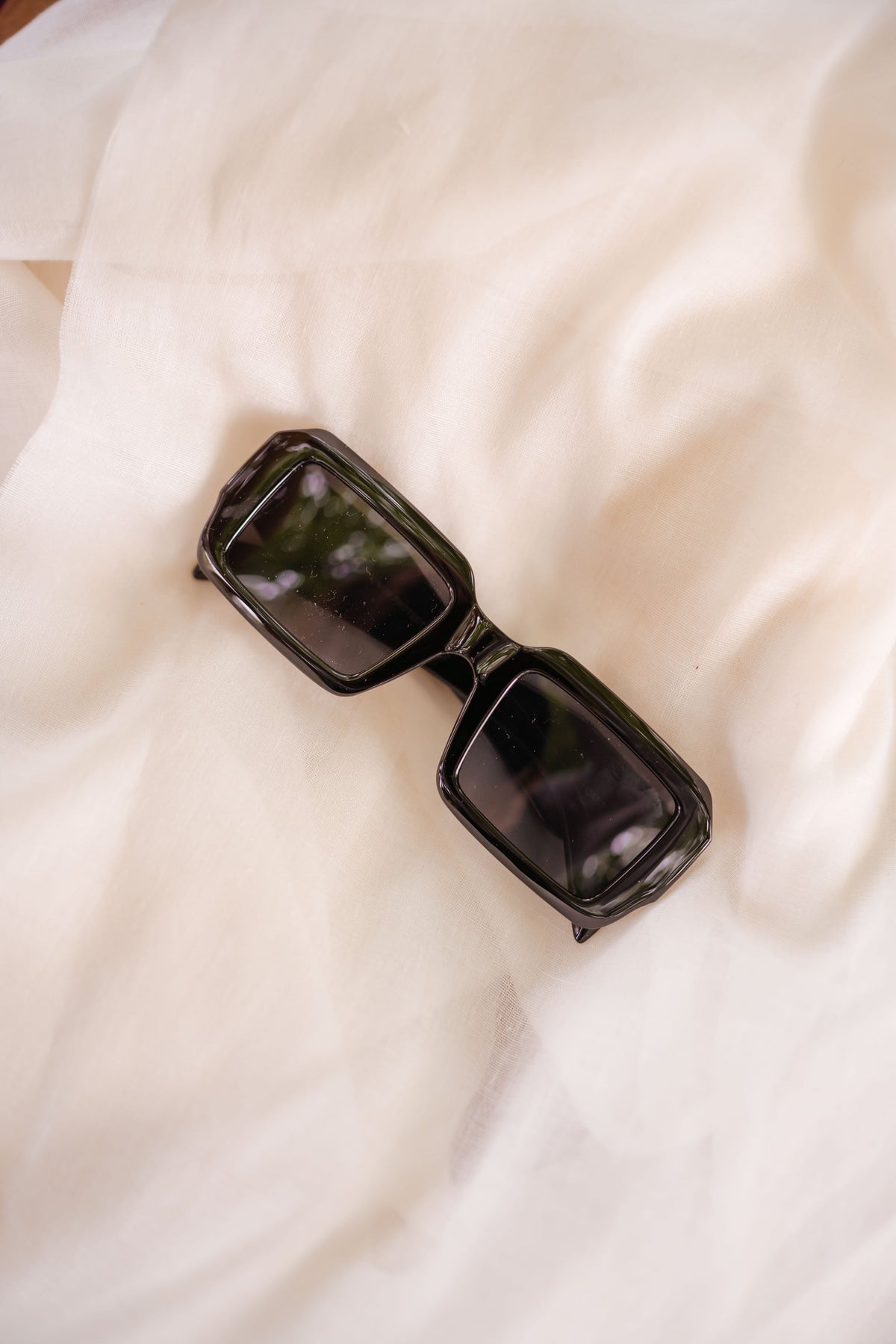 Lunettes de soleil Magy - noires