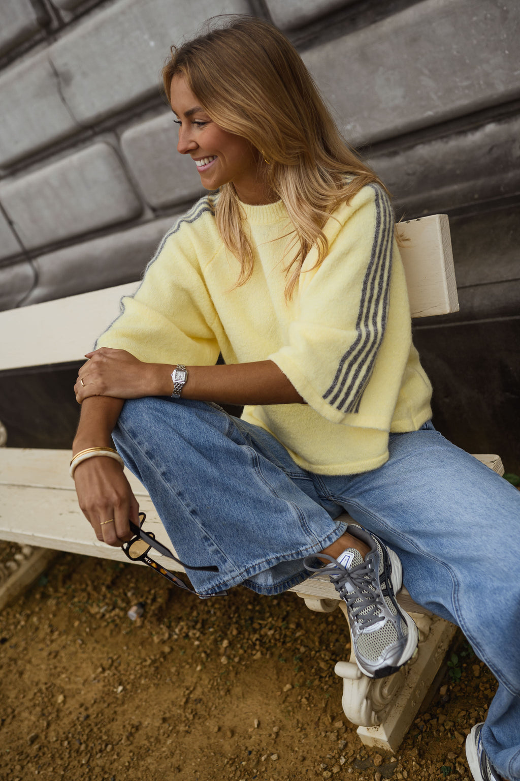Pull Larry - jaune