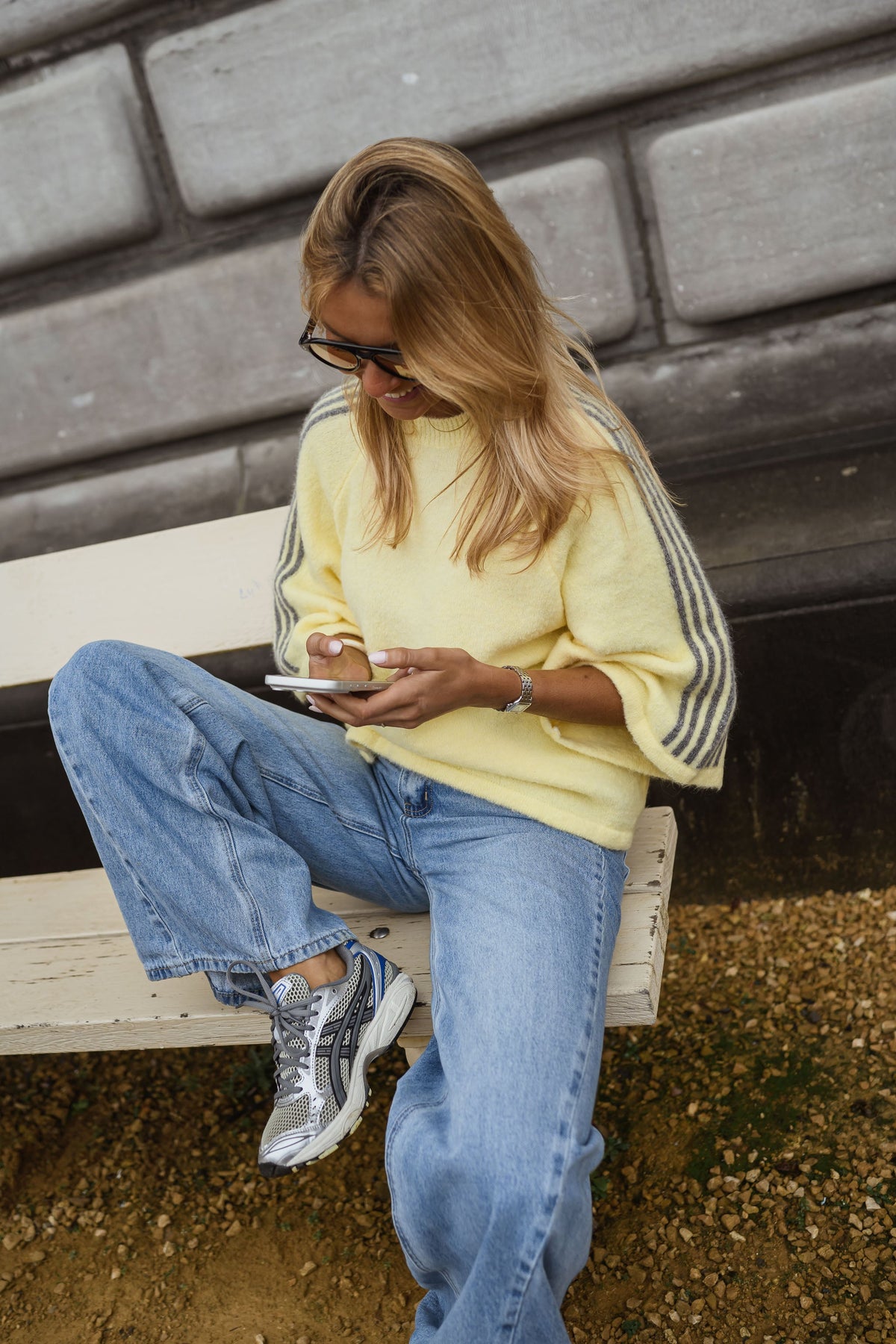 Pull Larry - jaune