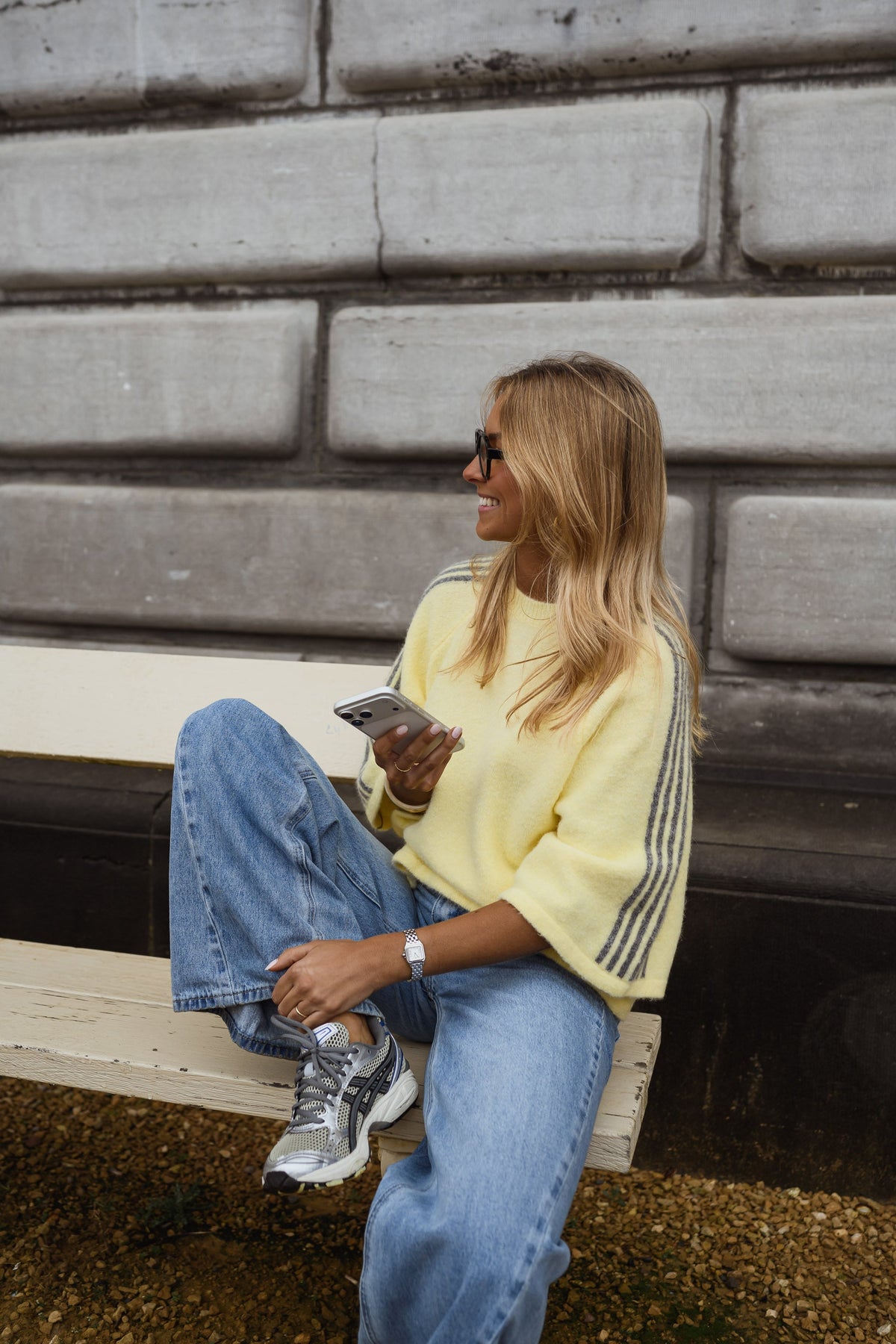 Pull Larry - jaune