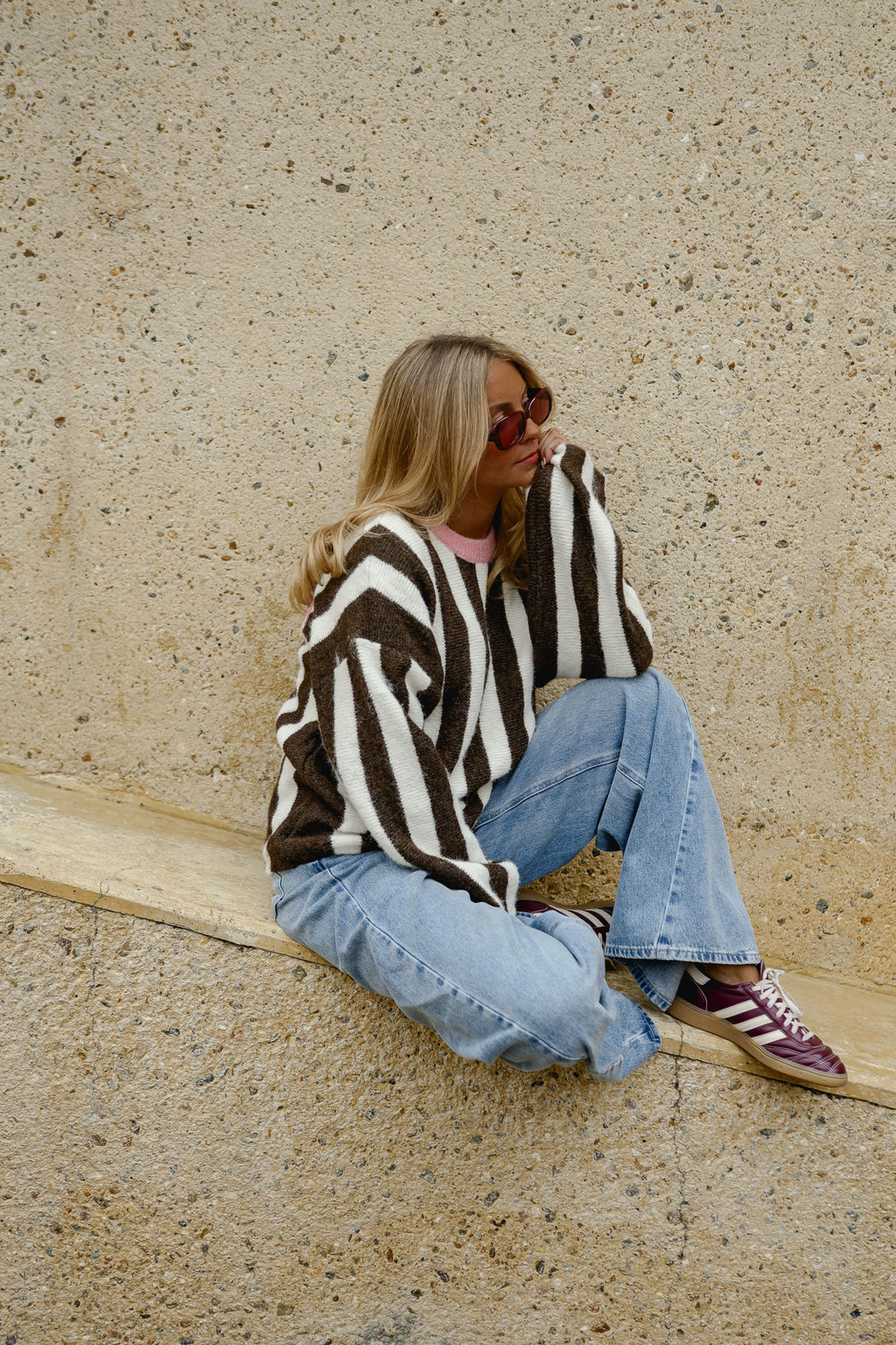 Pull Self Love - brun à lignes