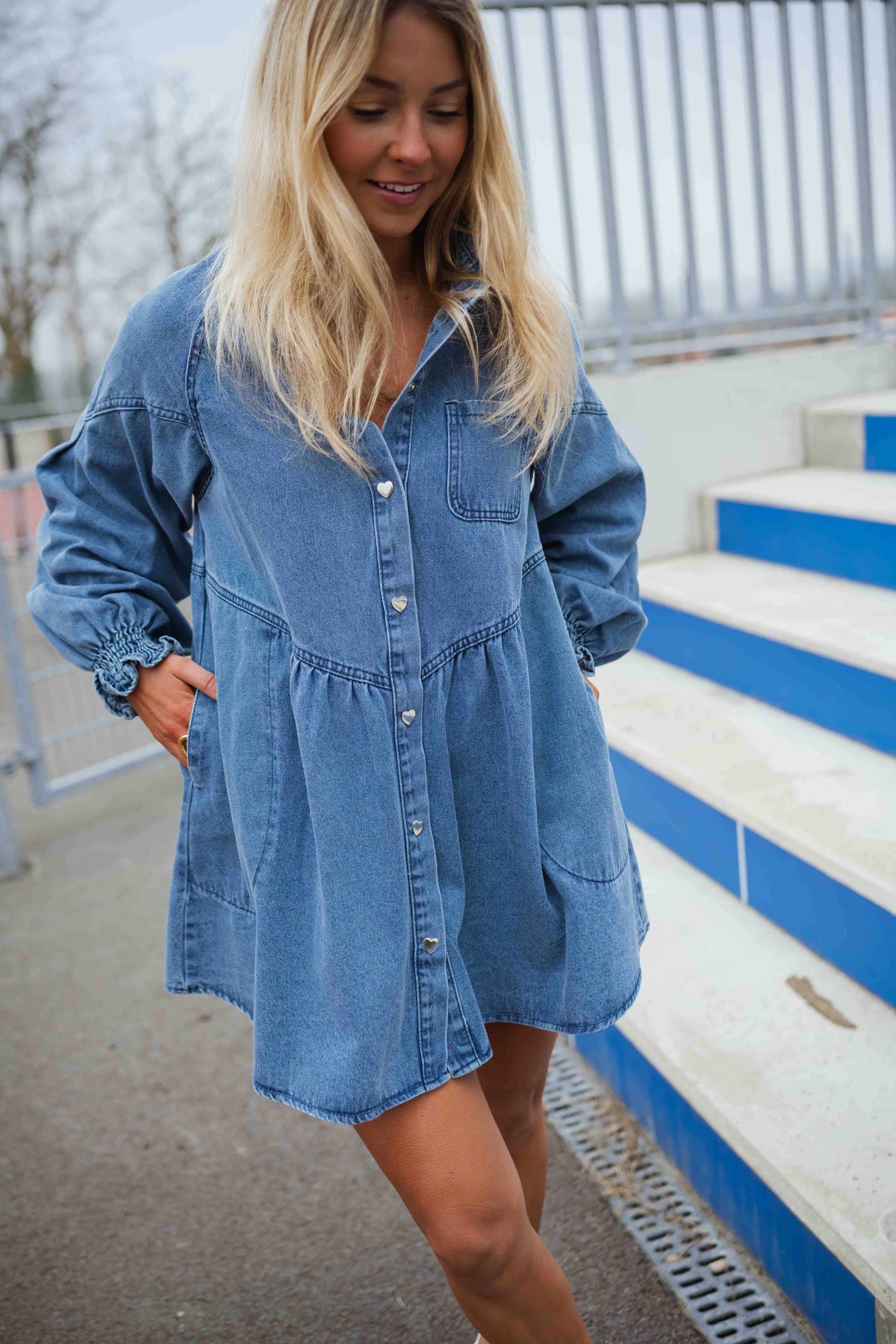 Robe Hema - en jeans