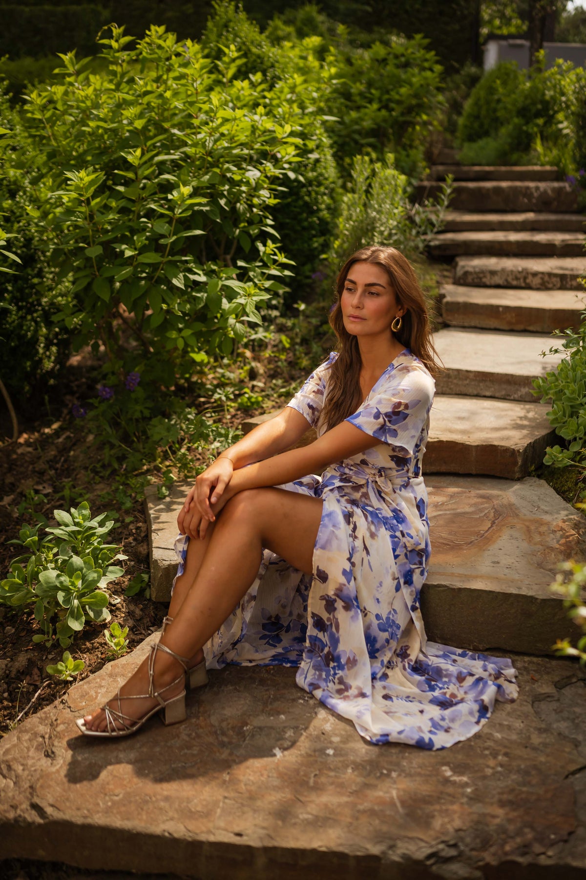 Robe Jihane - bleue à fleurs