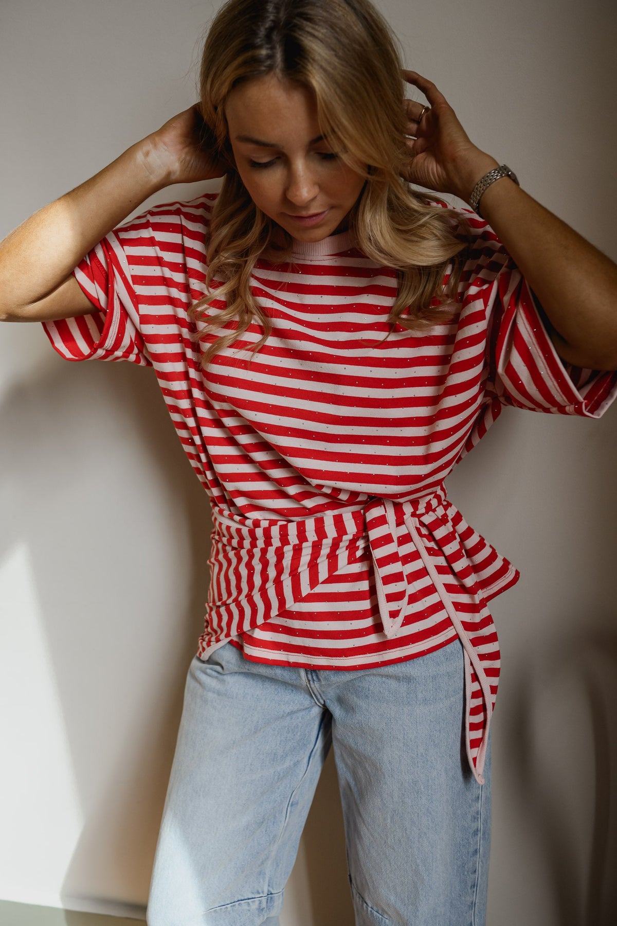 T-shirt Hélia - rouge et rose brillant à lignes