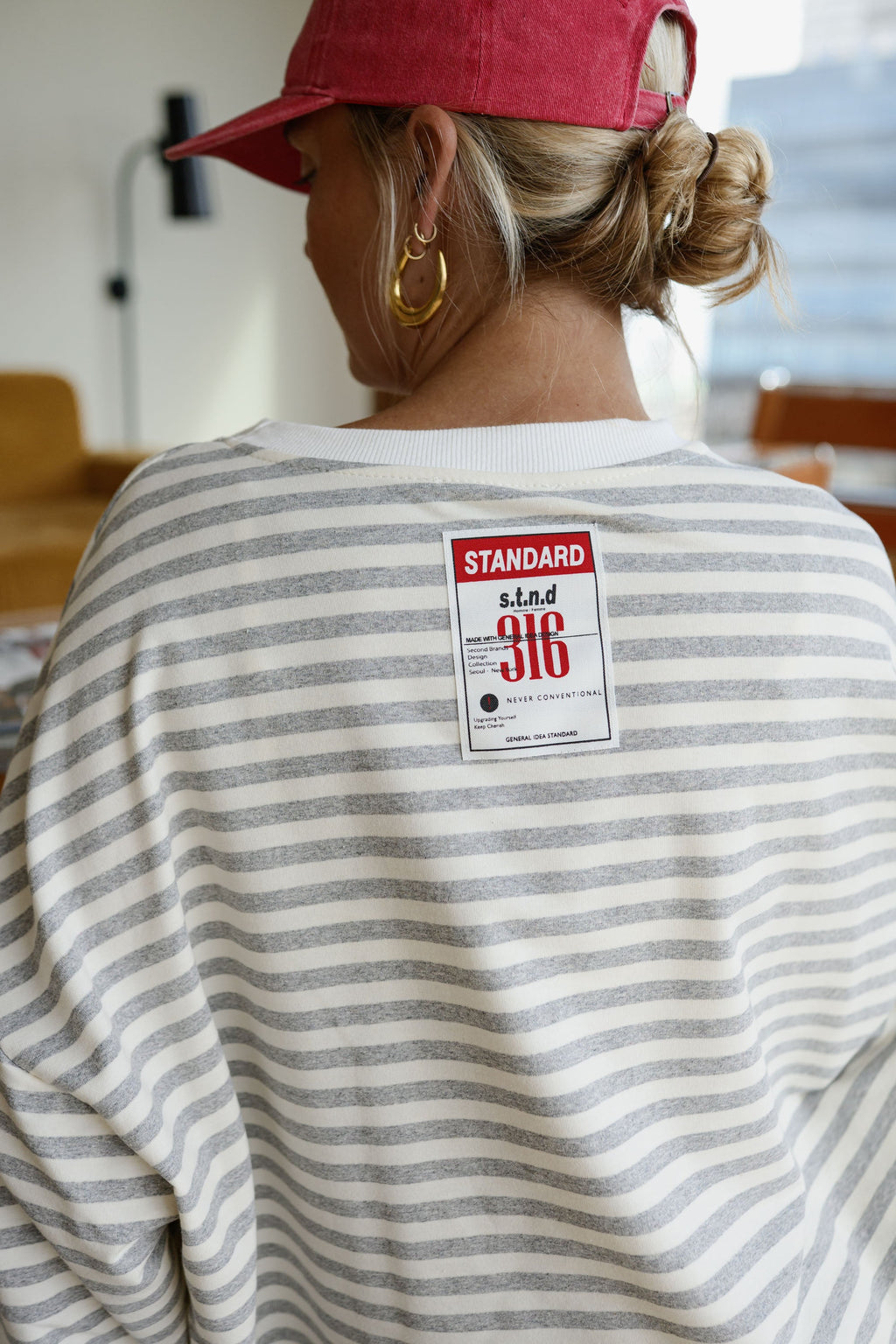 T-shirt Juliana - gris à lignes