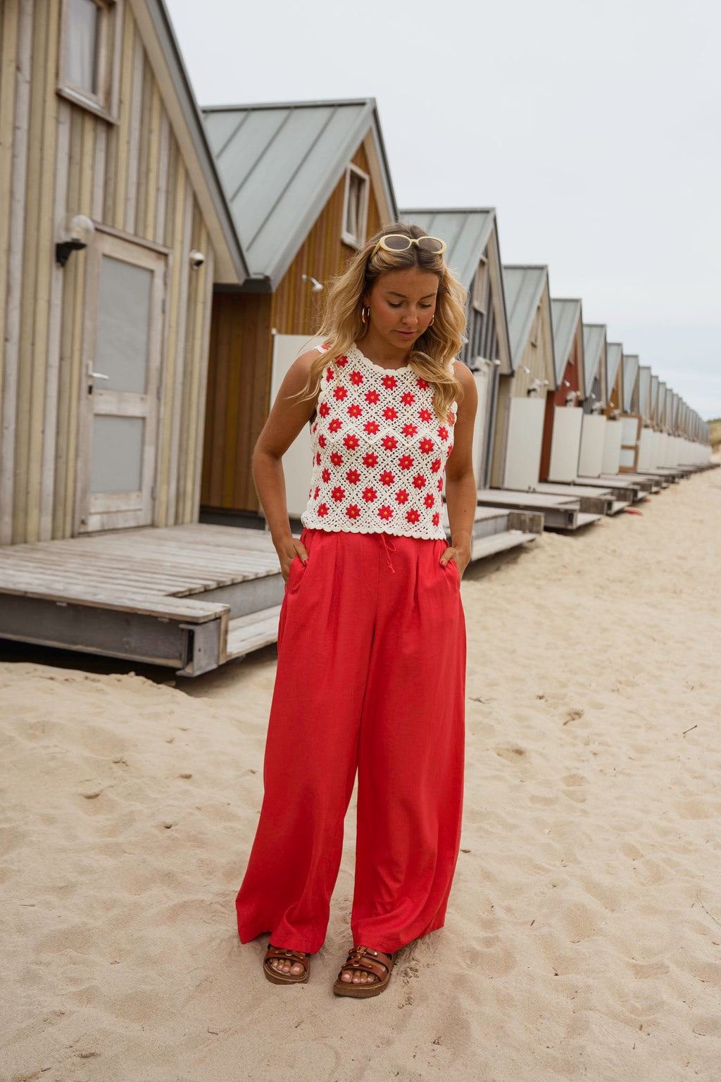 Top Marcella - écru & rouge en crochet