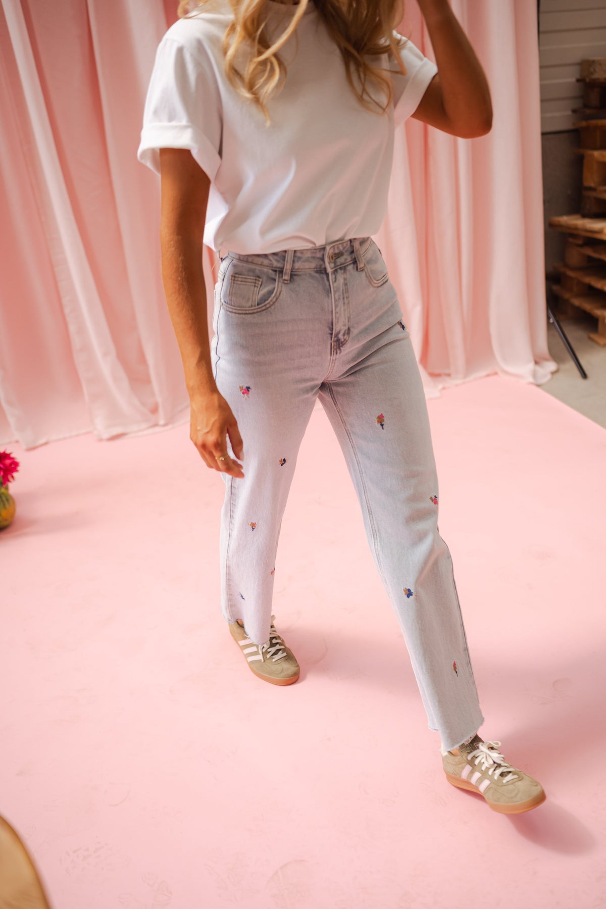 Jeans Anabella - bleu à fleurs