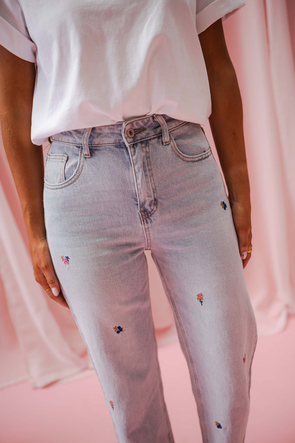 Jeans Anabella - bleu à fleurs