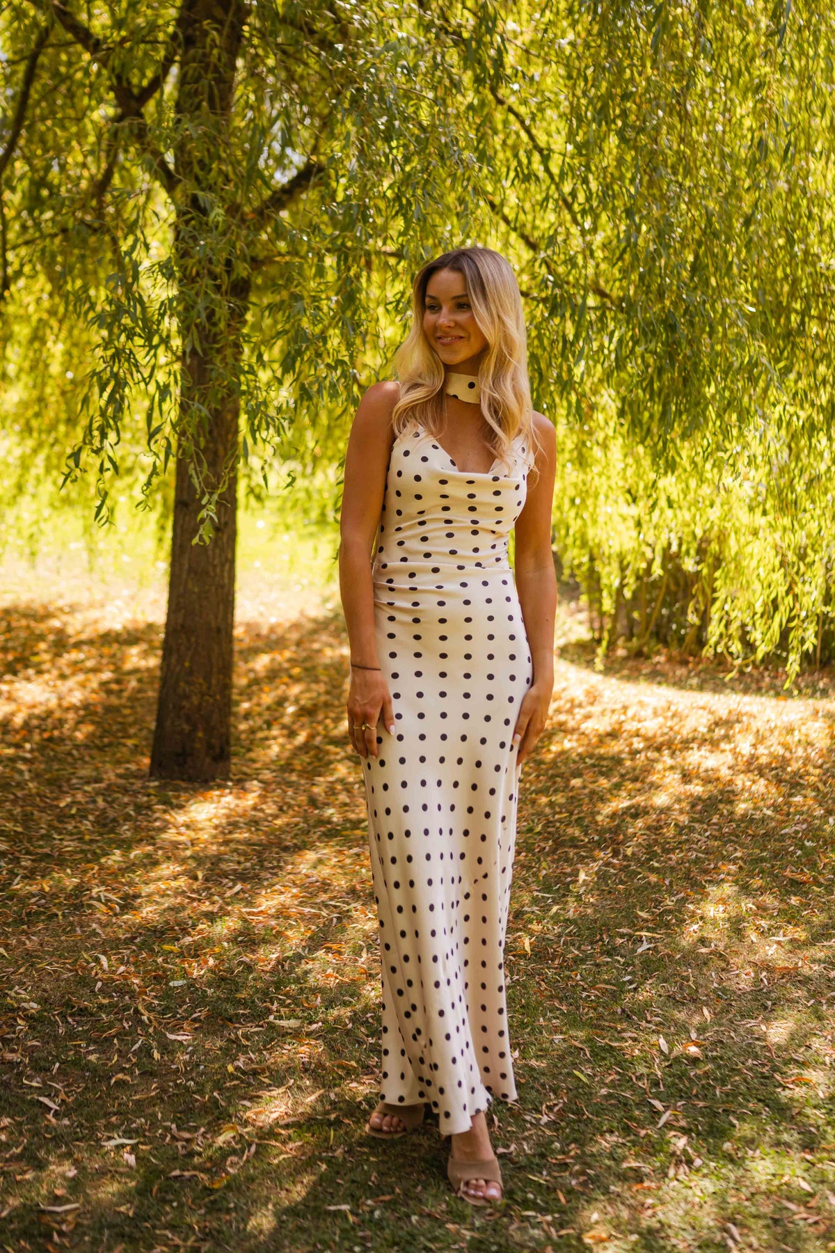 Robe Albane - écrue à pois noirs